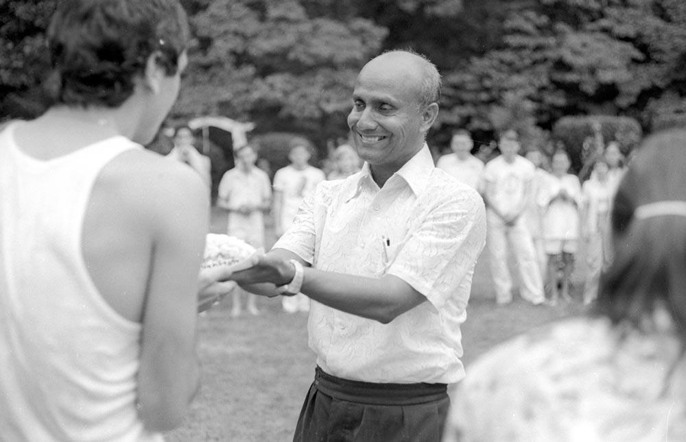 Sri Chinmoy sri-chinmoy