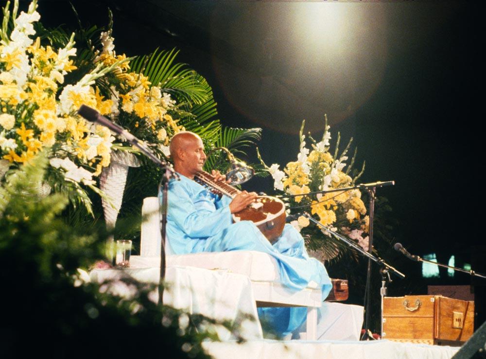 sri-chinmoy
