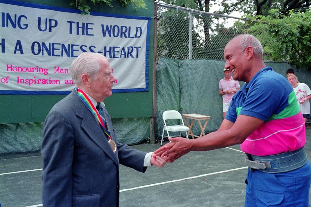 sri-chinmoy