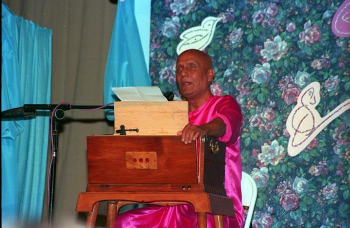 sri-chinmoy