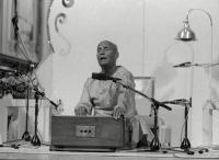 sri-chinmoy